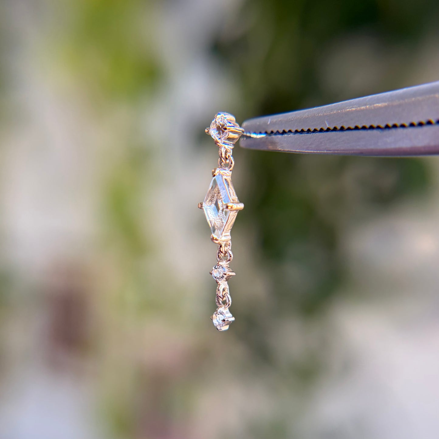 Elara - White Topaz - Threadless End