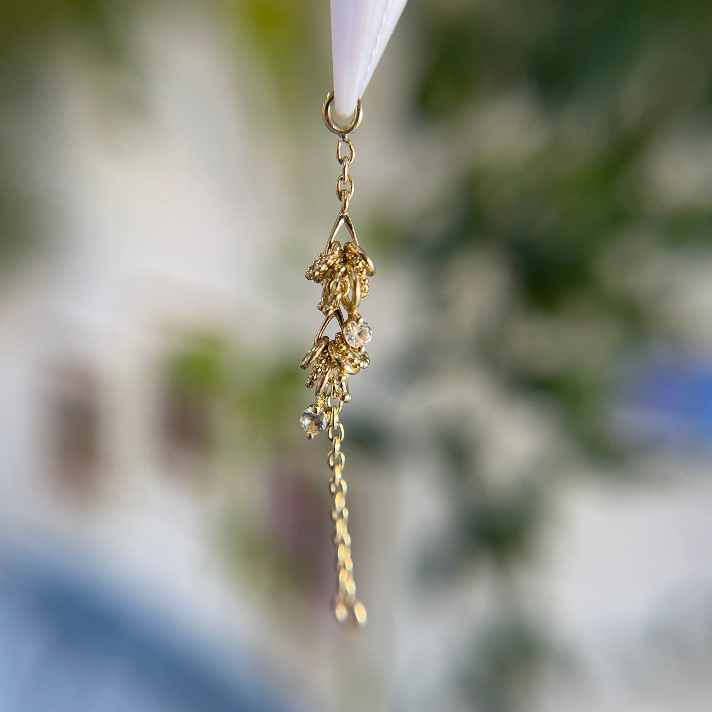 A Few Things Lynx - White Sapphire - Chain