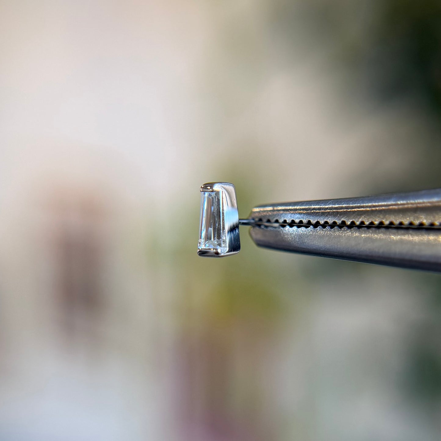 Tapered Baguette - Threadless End