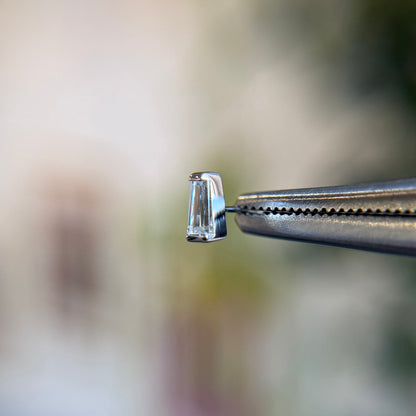 Tapered Baguette - Threadless End