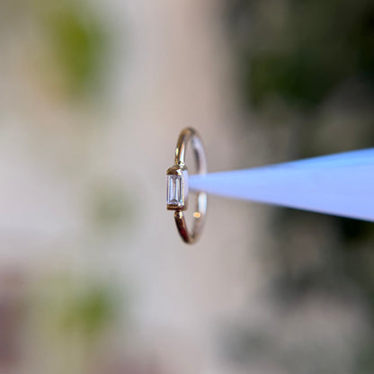 Seamless Fixed Bead Ring - Vertical Baguette
