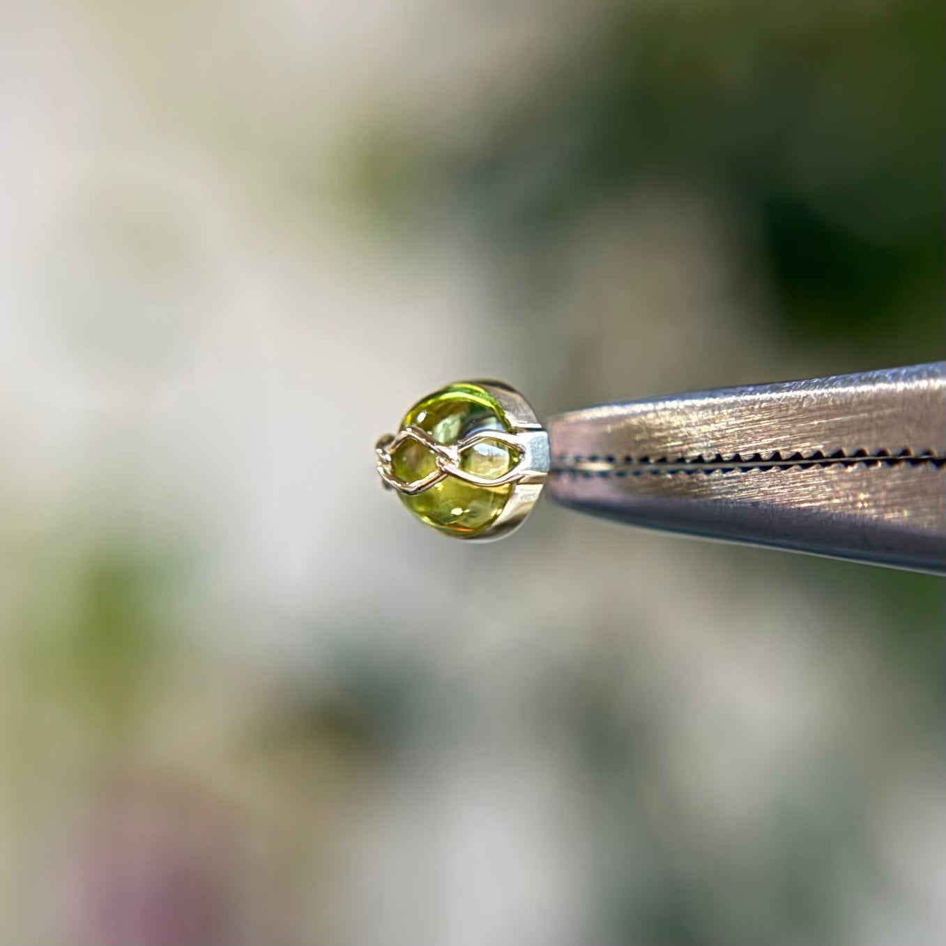 Get Money - Peridot - Threadless End