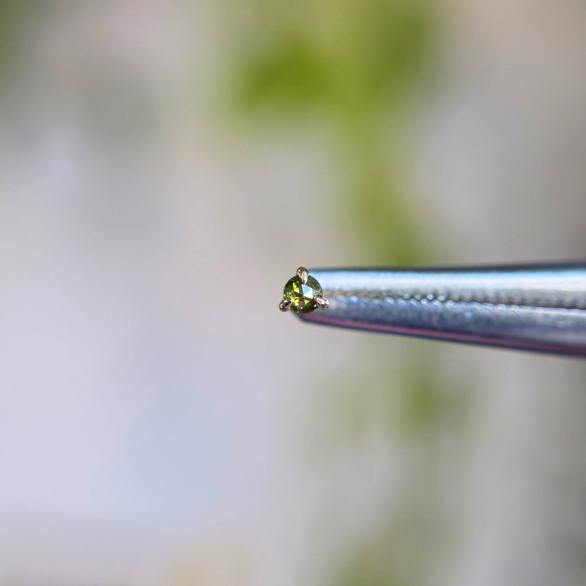 2mm Rose Cut 3 Prong - Green Diamond - Threadless End