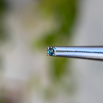 Prong Set London Blue Topaz - Threadless End