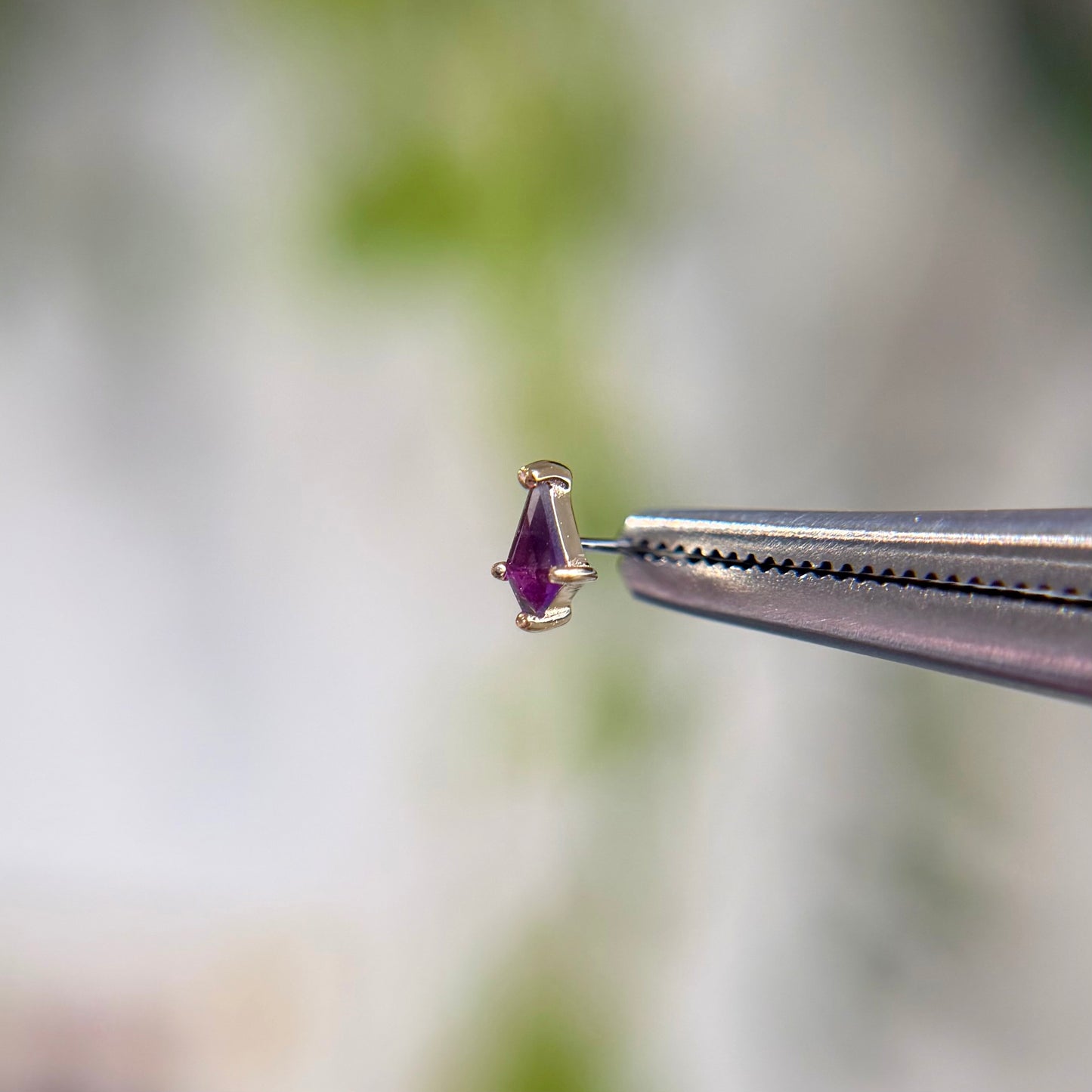 Mini Soho - Amethyst - Threadless End