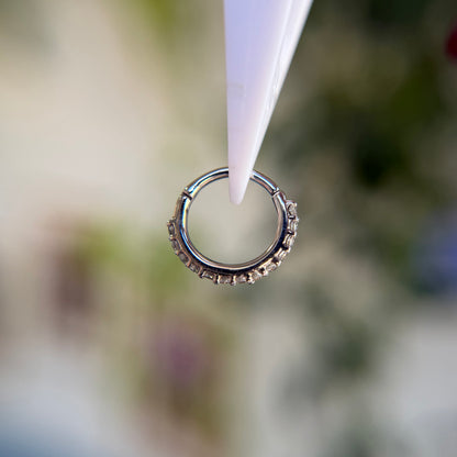 Vertical Gemmed Clicker
