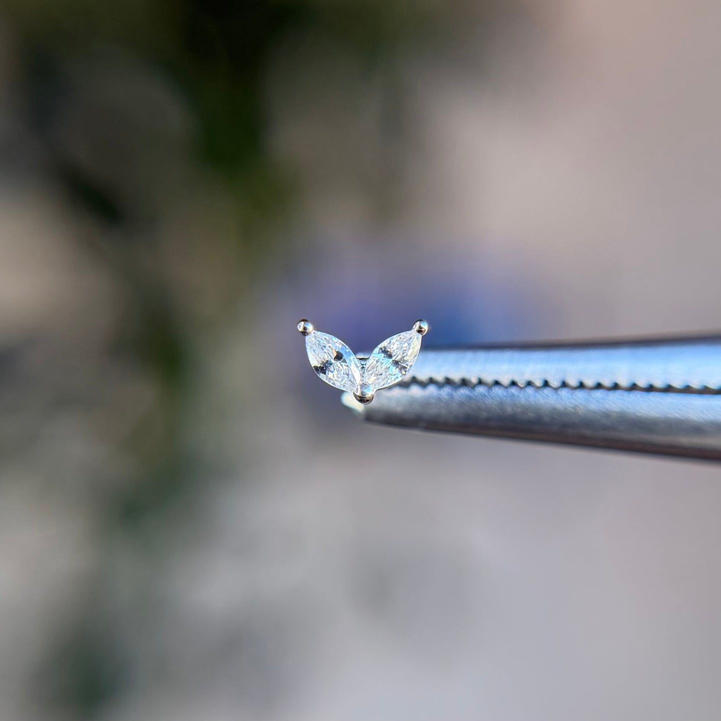 Ellie - Threadless End