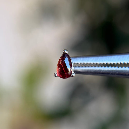 Garnet Pear - Threadless End