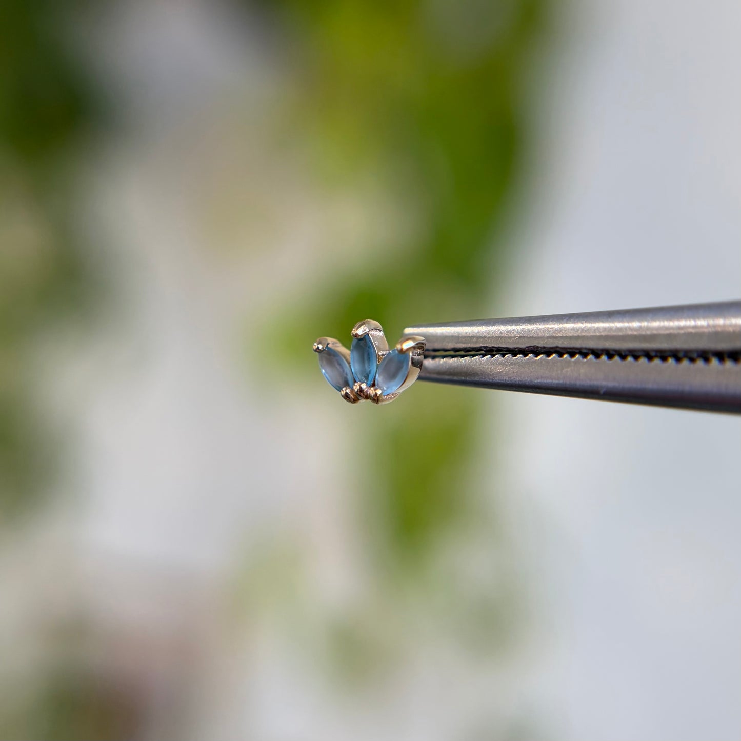 Mini Moet - Sandblasted London Blue Topaz - Threadless End