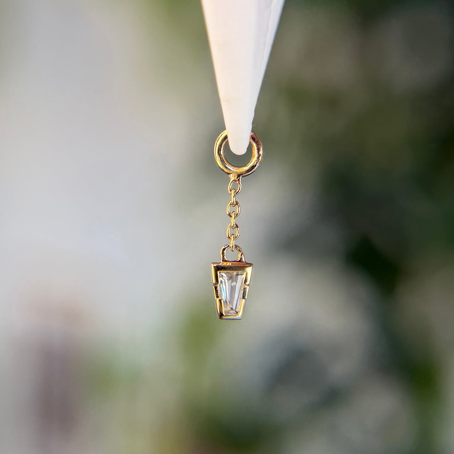 Linda Chain - White Topaz - Charm