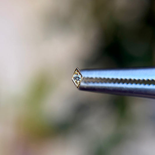 Rhombus - Diamond - Threadless End
