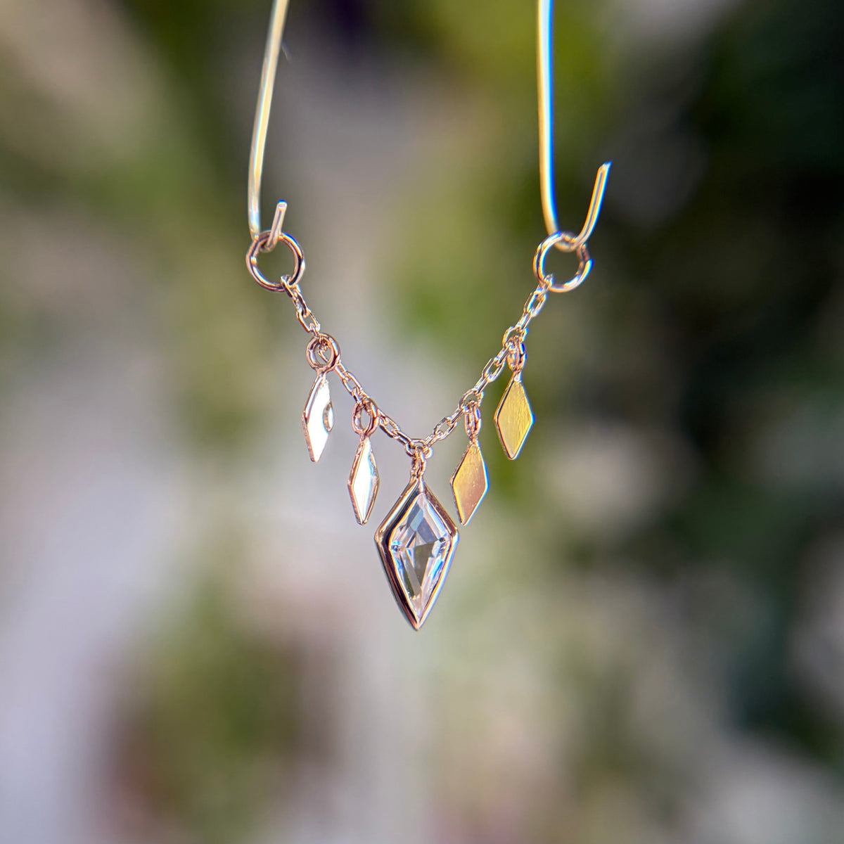 Patra - White Topaz - Chain