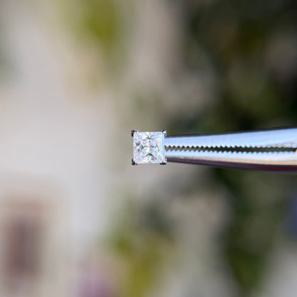 Titanium Princess Cut Prong - Threadless End