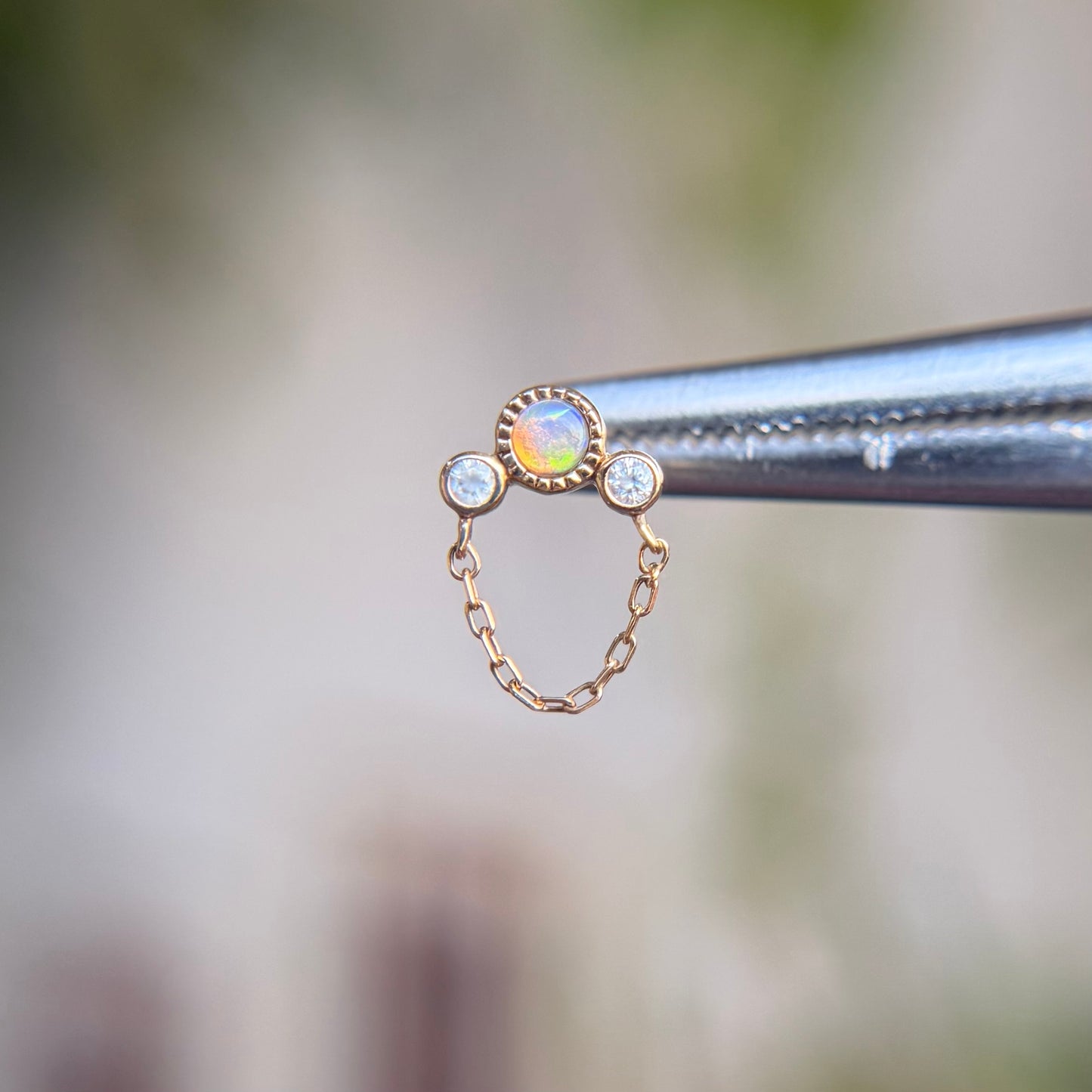 Halston - Opal - Threadless End