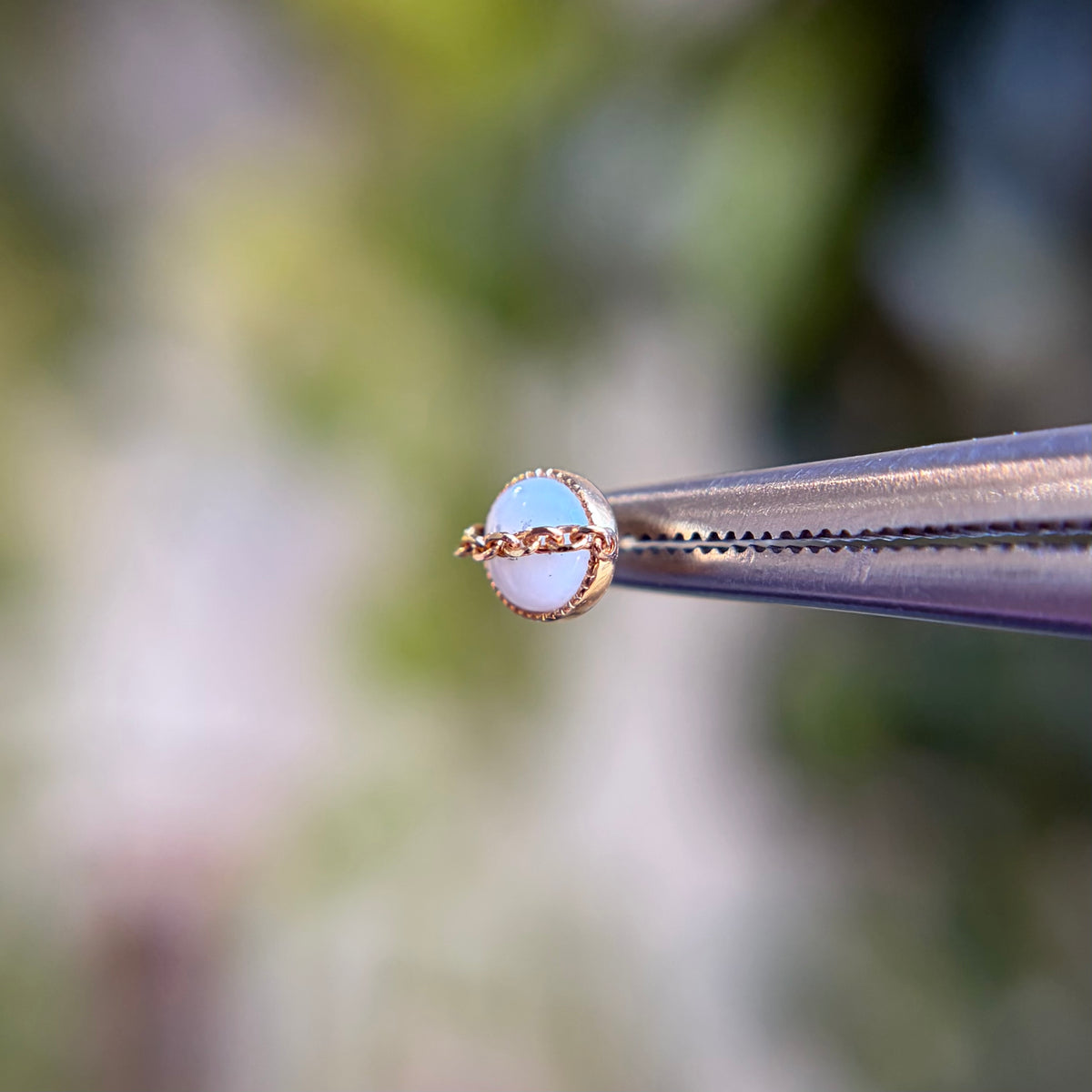 Elemence with Chain - Mother of Pearl - Threadless End