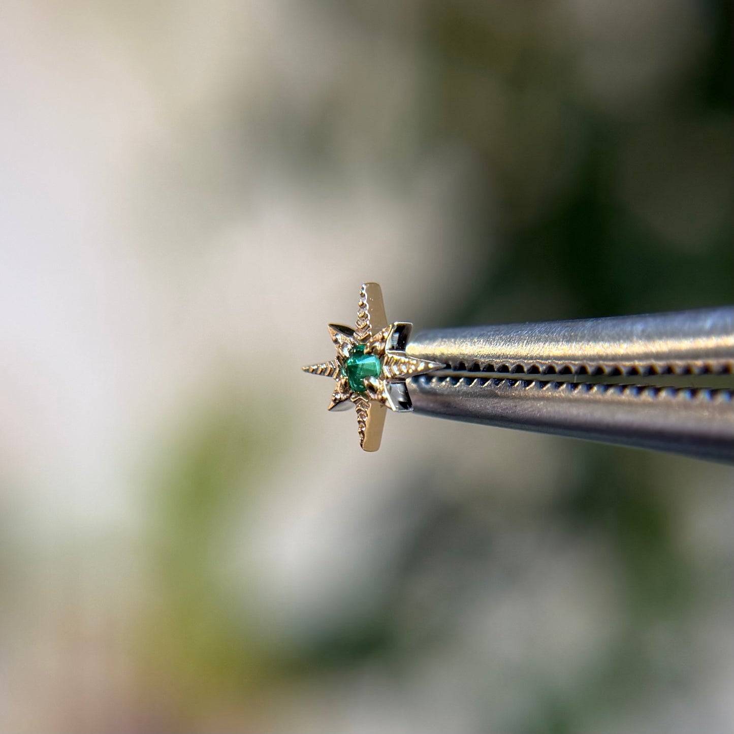 Elendres - Emerald - Threadless End