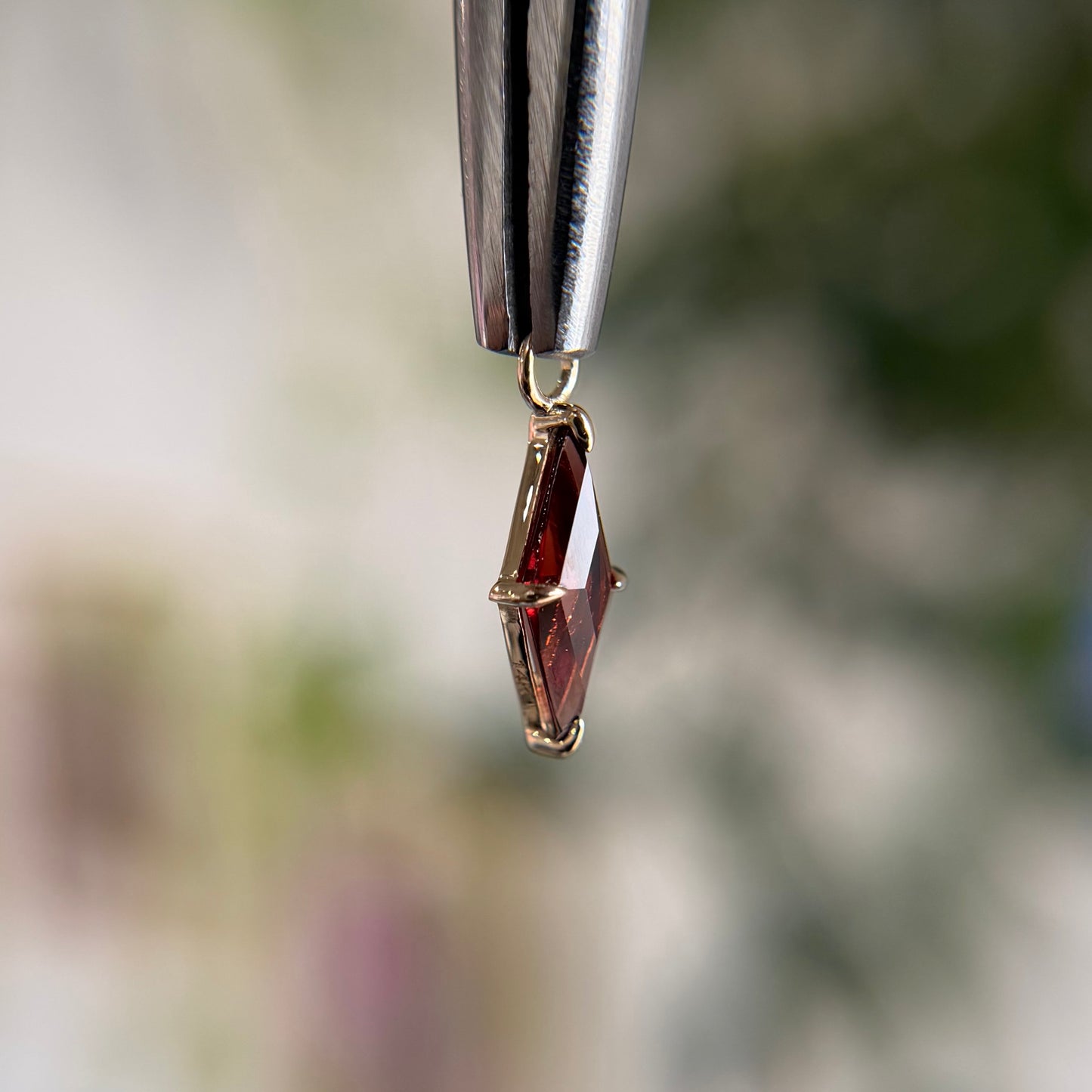 Prisma - Garnet - Charm