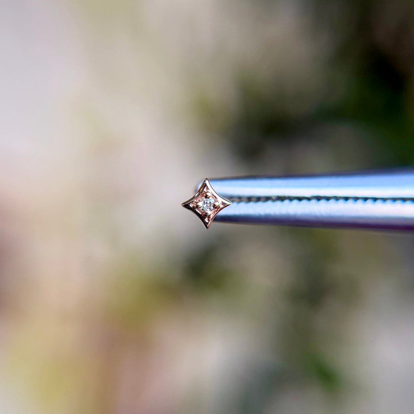 Zara - Diamond - Threadless End