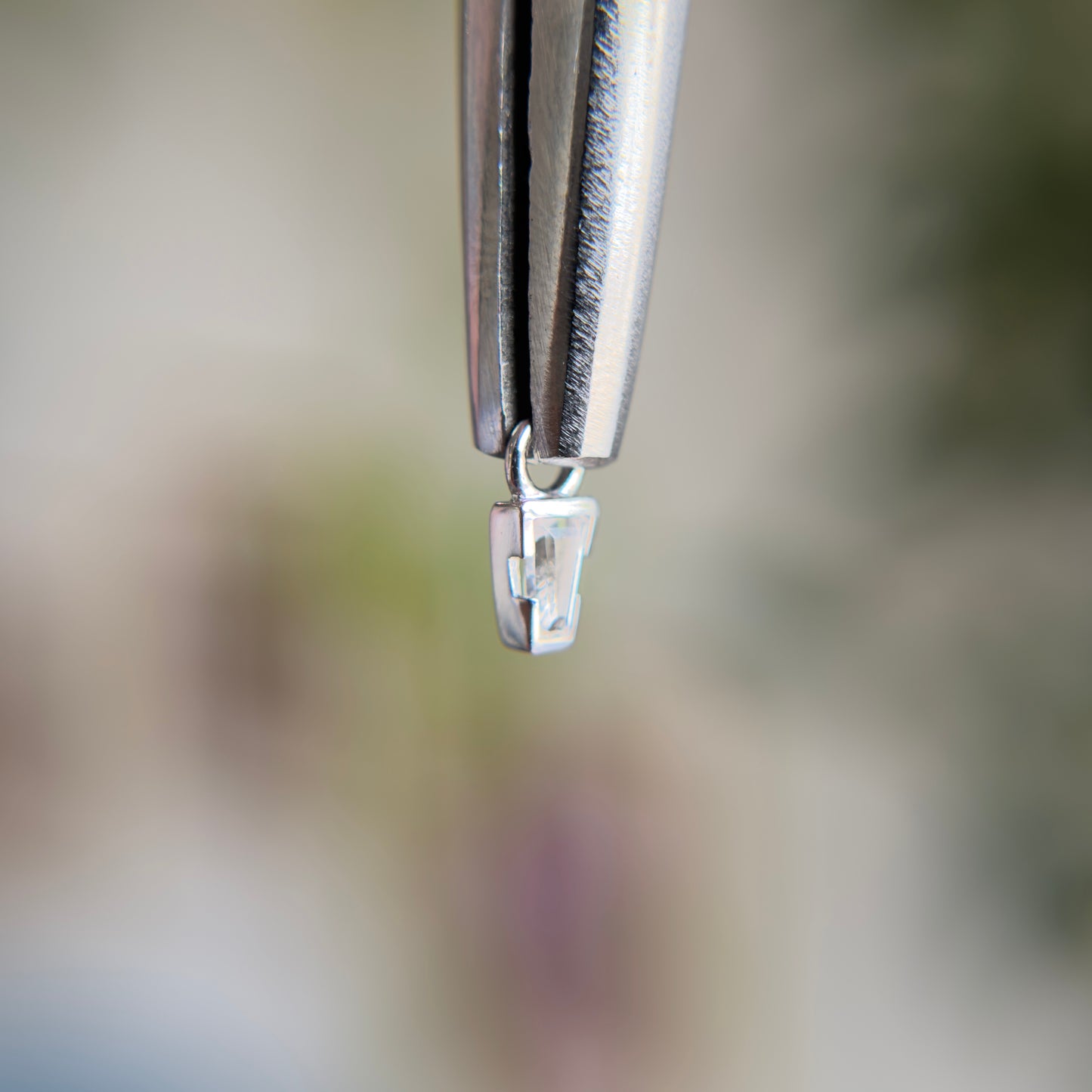 Linda - White Topaz - Charm