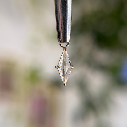 Prisma - Quartz - Charm