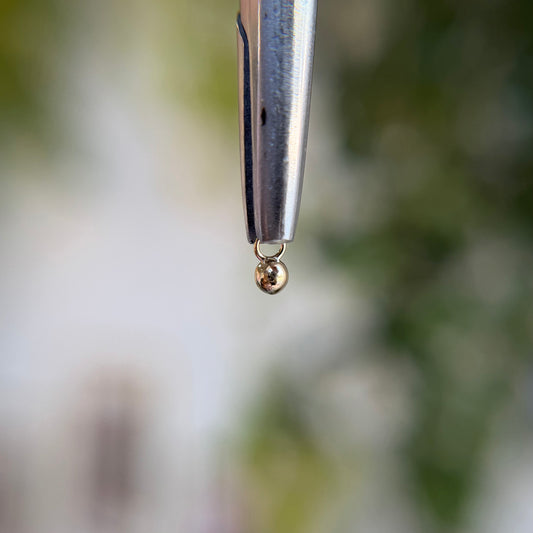 Tiny Charm - Gold Ball