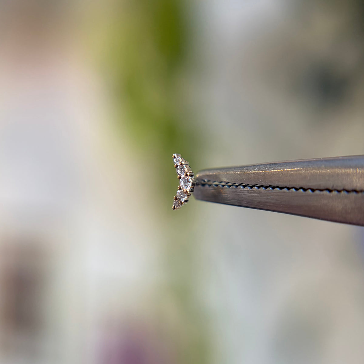 Devine #4 - Natural Diamond - Threadless End