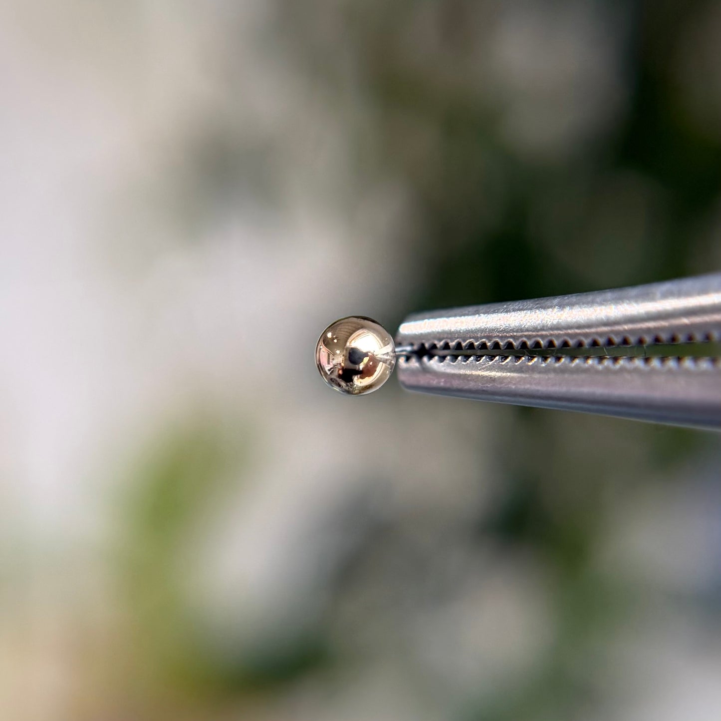 Gold Ball - Threadless End