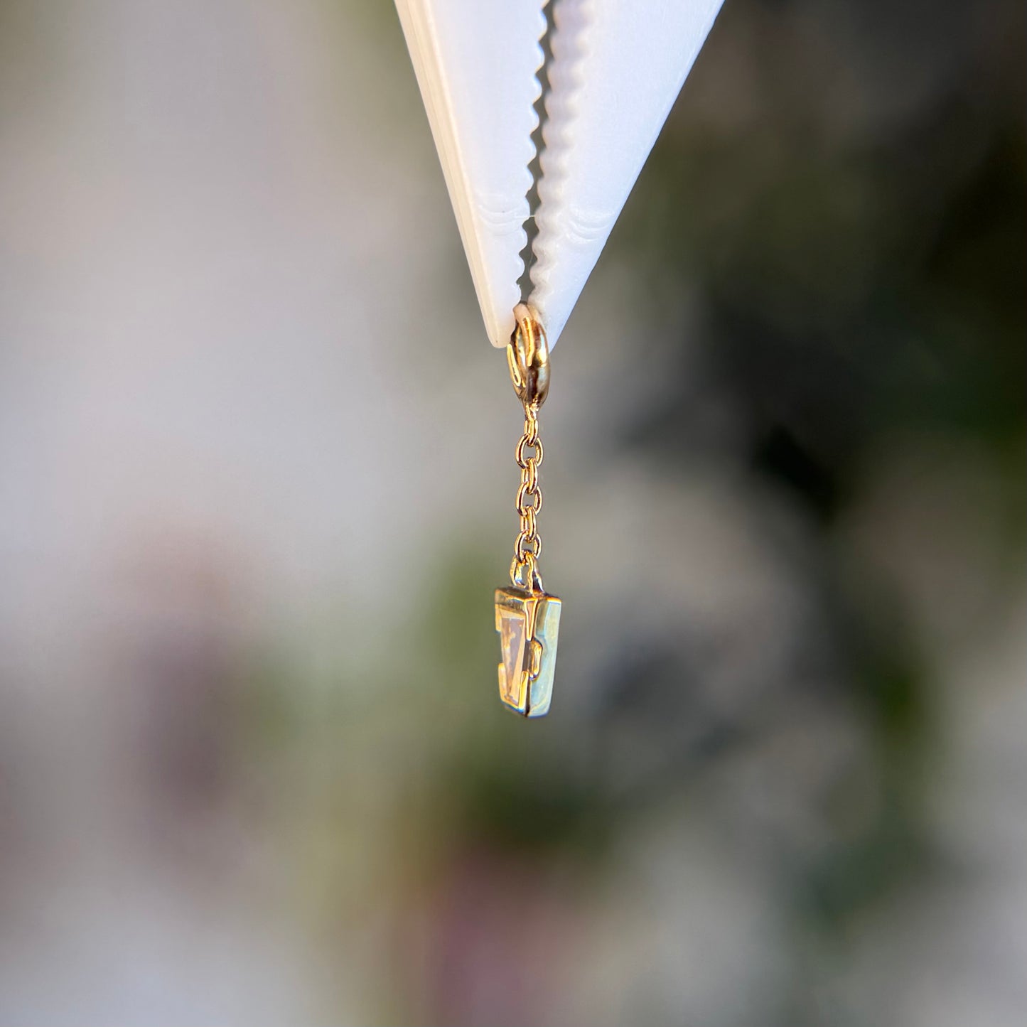 Linda Chain - White Topaz - Charm