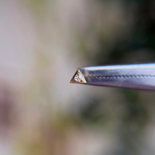 Trixie - Moissanite - Threadless End