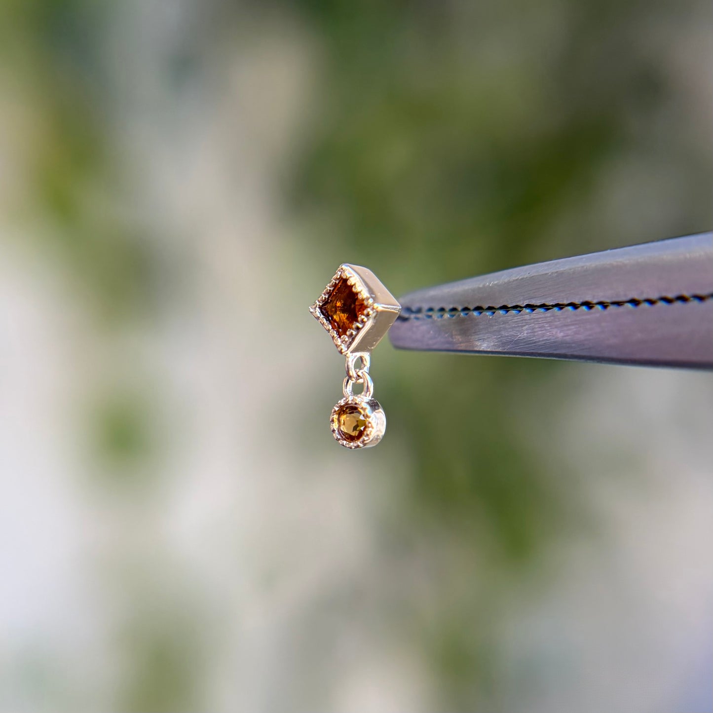 Trellis - Citrine - Threadless End
