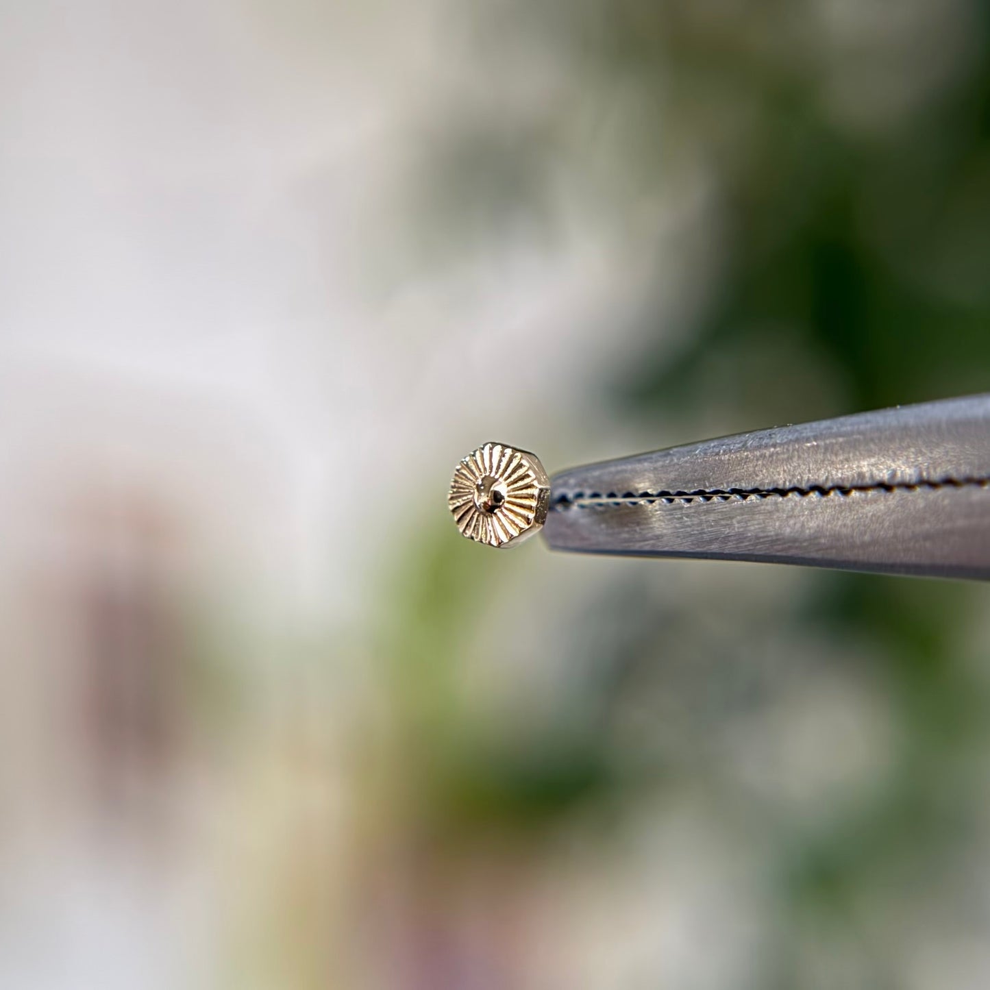 Alpha 08 - Threadless End