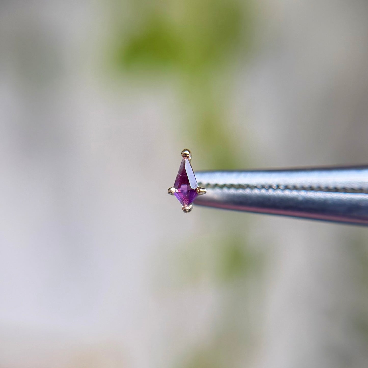 Mini Soho - Amethyst - Threadless End
