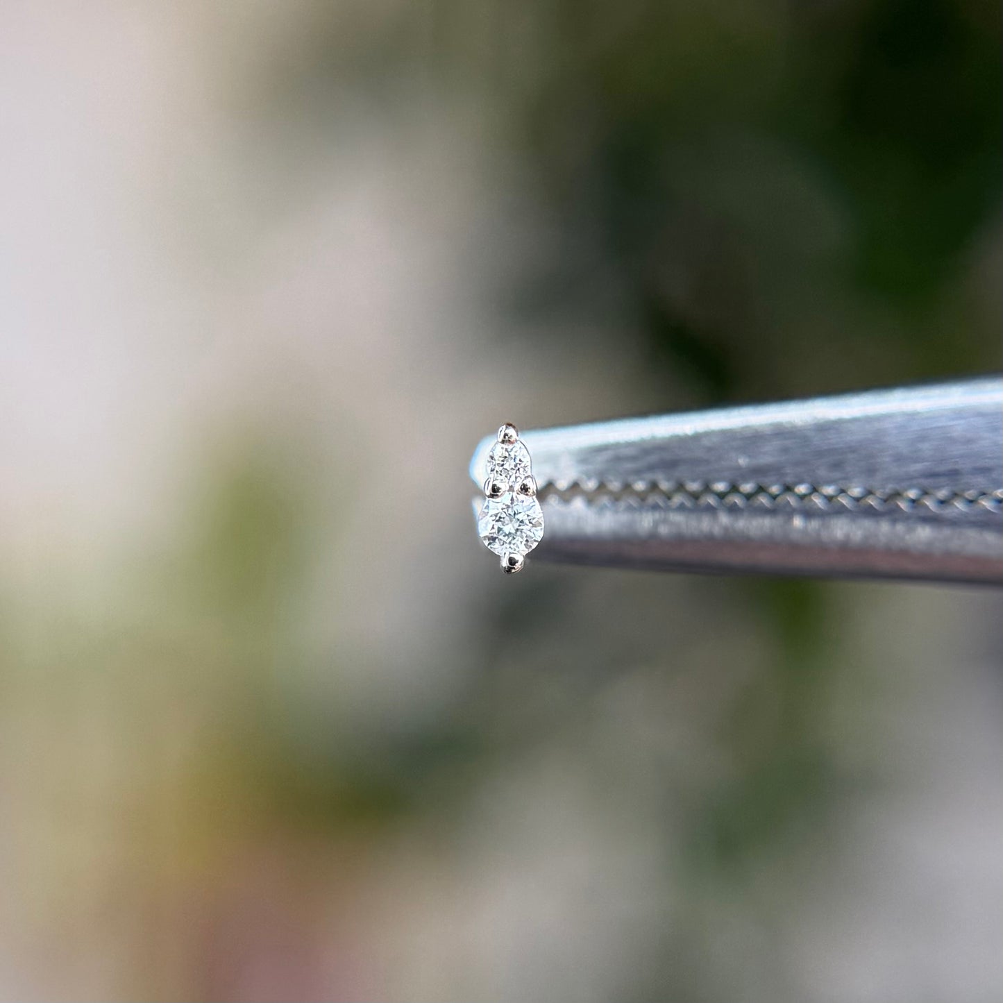 Prim - Genuine Diamond - Threadless End