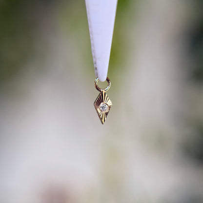 Kite Ray - White Diamond - Charm