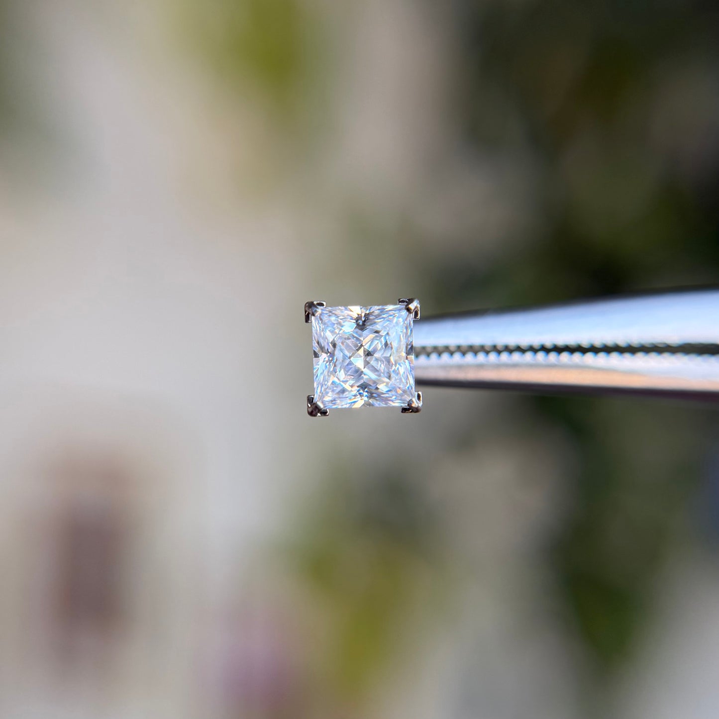 Titanium Princess Cut Prong - Threadless End