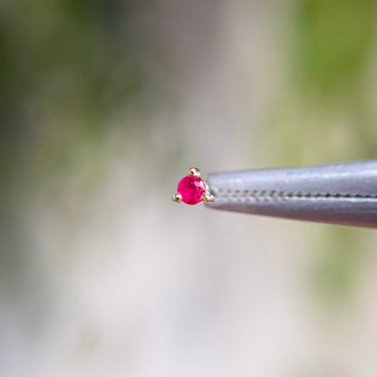 Solitaire Gia - Ruby - Threadless End