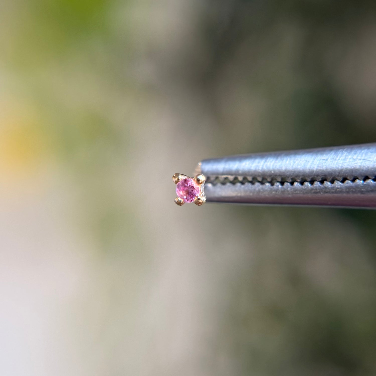 Pink Sapphire Prong - Threadless End