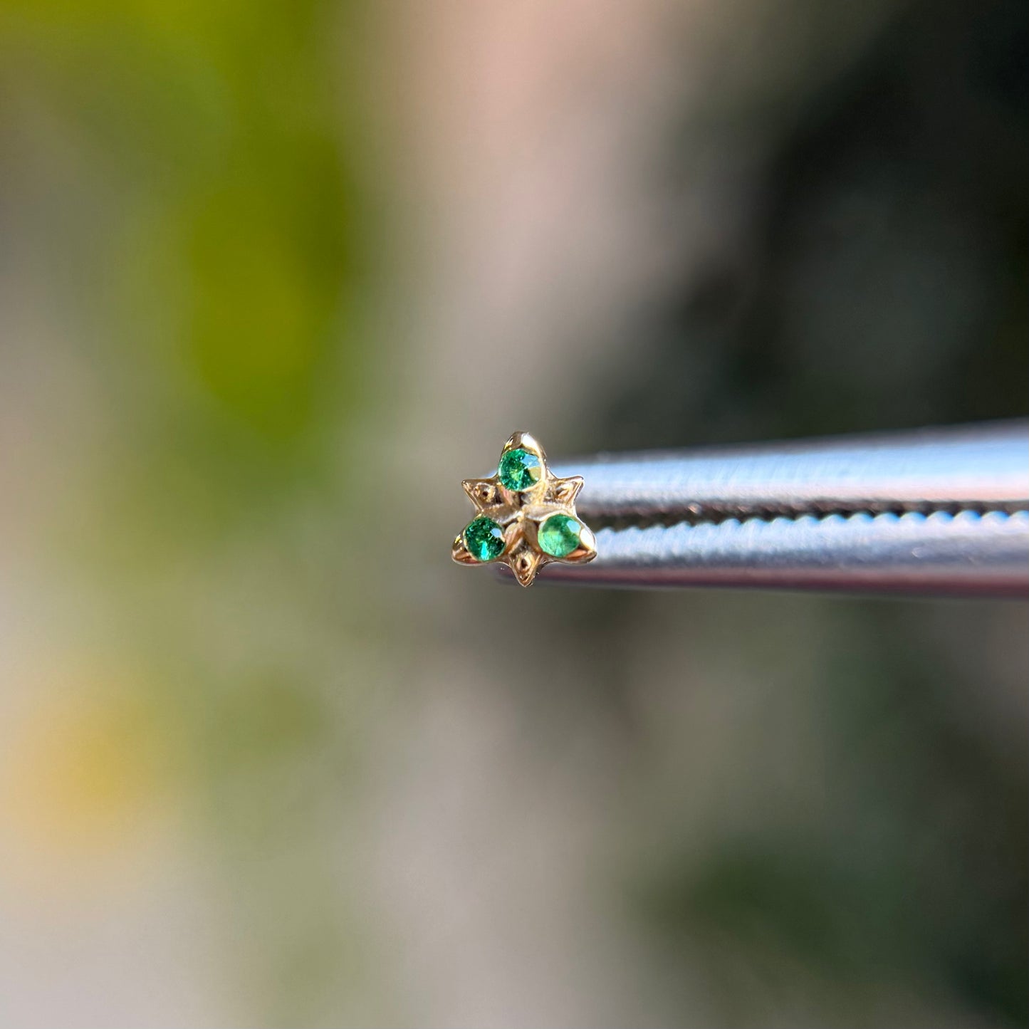 Neo - Emerald - Threadless End